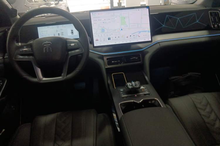 Used BYD Song L DM-i 2025 Intelligent Driving Version 160 km Beyond-Range Type