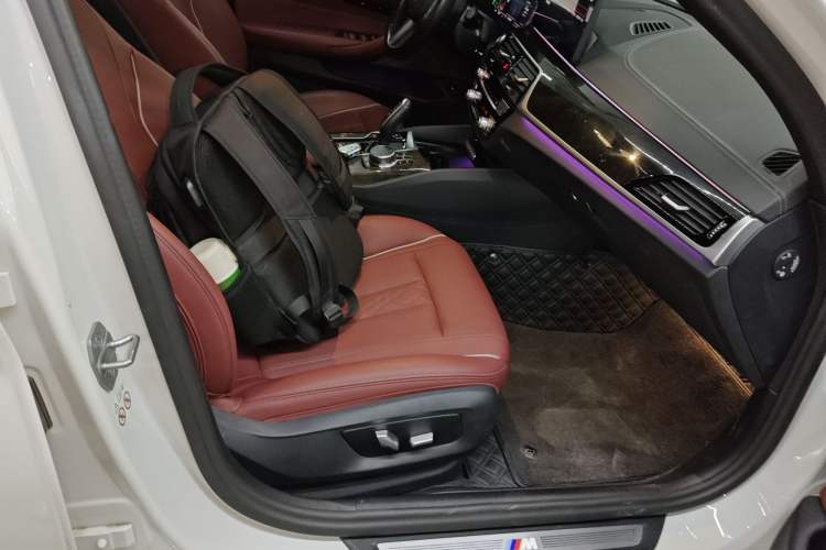 Used BMW 5 Series 2022 Second Facelift 525Li M Sport Package