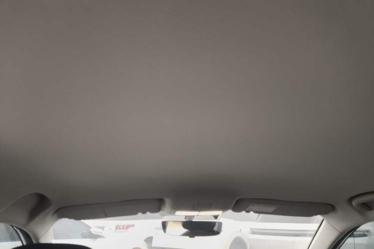 Used Roewe i5 2023 1.5L Manual Comfort Edition