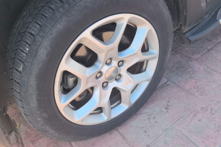 Used  Renegade 2017 180T Automatic High-Energy Version
