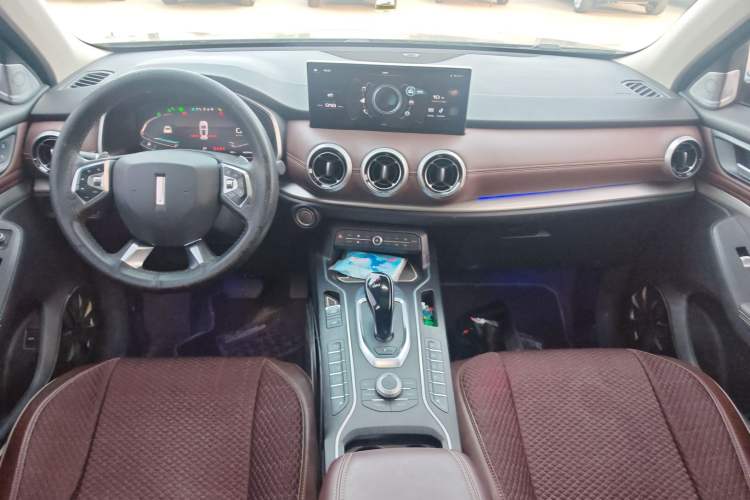 Used Wey VV6 2020 2.0T Two-Wheel Drive Smart Protection+
