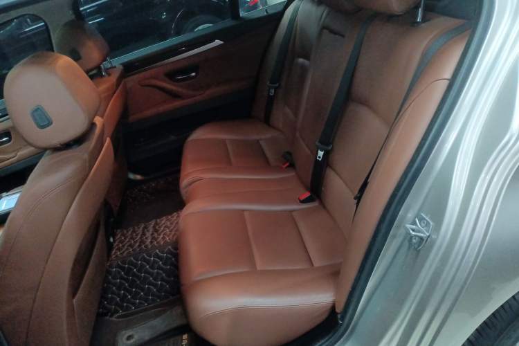 Used BMW 5 Series 2017 525Li Leading Model
