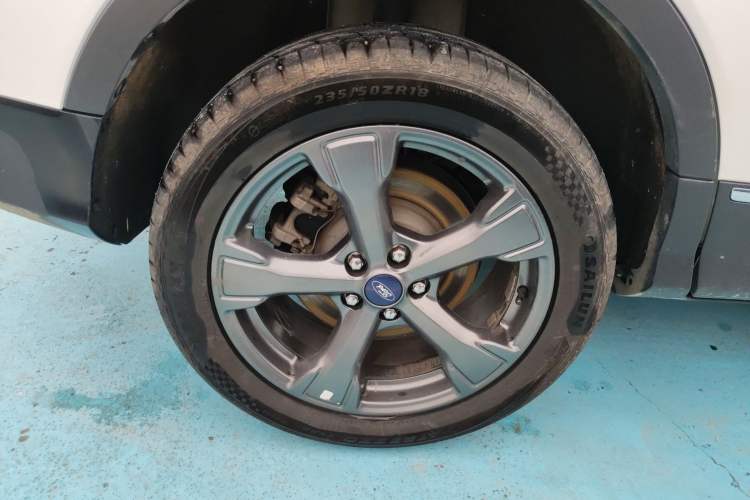 Used Ford Kuga 2019 EcoBoost 180 Two-Wheel-Drive Titanium Plus Model China VI Standard
