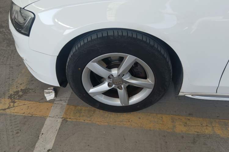 Used Audi A4L 2015 35 TFSI Automatic Standard Model
