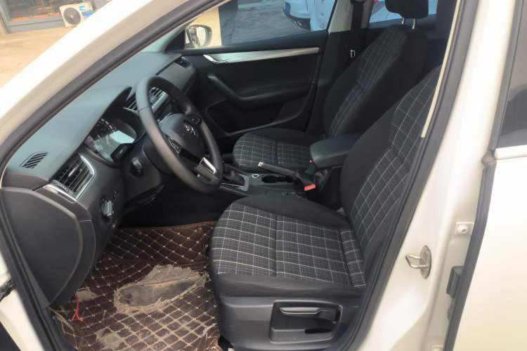 Used Skoda Octavia 2019 1.5L Automatic Comfort Edition
