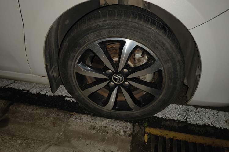 Used Citroen C4 Sega 2018 1.6L Automatic Luxury Model
