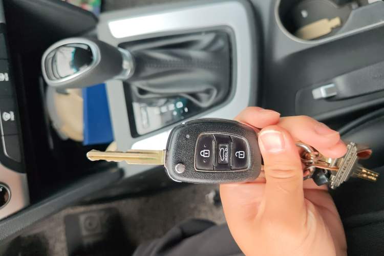 Used Hyundai Elantra (6th Generation / Lingdong) 2016 1.6L Automatic ZhiXuan – Elite Version
