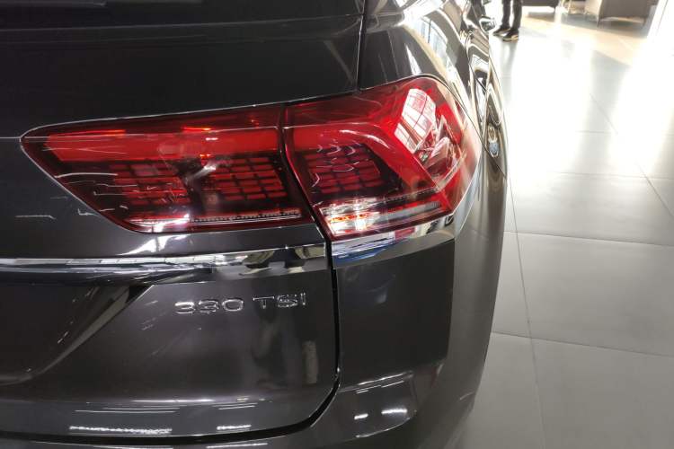 Used Volkswagen Teramont X 2022 330TSI Two-Wheel-Drive Luxury Edition
