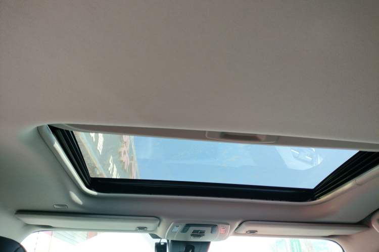 Used Toyota Sienna 2023 2.5L Hybrid Comfort Edition