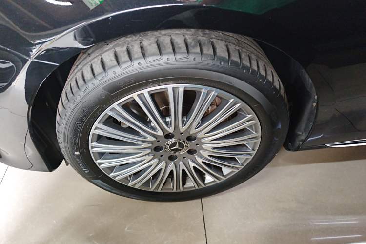 Used Mercedes-Benz E-Class 2020 Facelift E 300 L Stylish Edition
