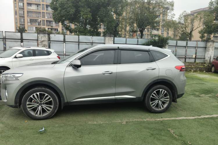 Used Haval F7 2021 2.0T Two-Wheel Drive i-Van
