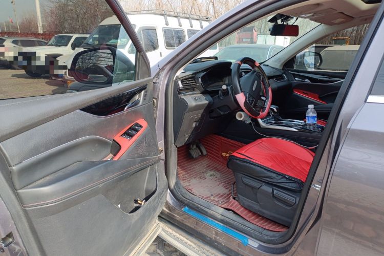 Used SAIC MAXUS D60 2019 1.5T Automatic Smart Enjoyment Version 6 Seats