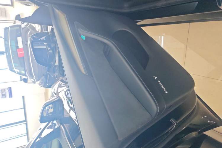 Used Tesla Model Y 2022 Rear-Wheel-Drive Version
