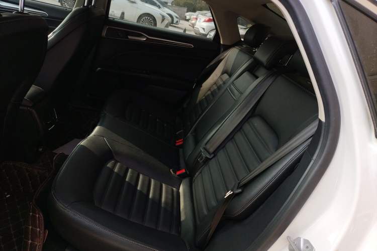 Used Ford Mondeo 2018 EcoBoost 180 Smart Control Fashion Model China VI Standard
