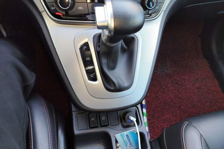 Used Haval M6 2019 1.5T DCT Two-Wheel Drive Elite Version China VI Standard