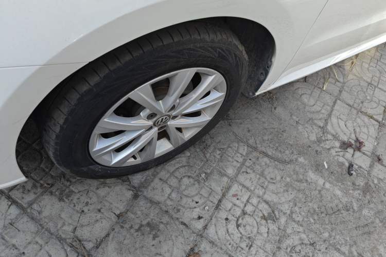 Used Volkswagen Lavida 2017 1.6L Manual Comfort Edition