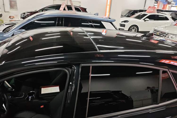 Used Toyota Venza 2023 2.0L CVT Two-Wheel Drive Luxury Edition