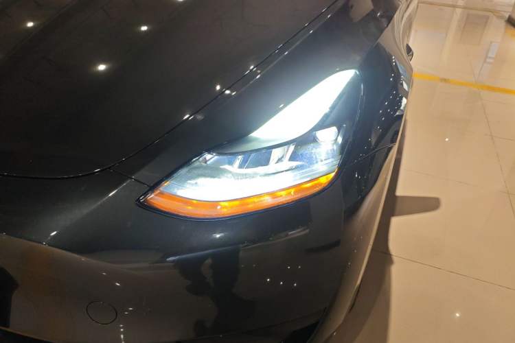 Used Tesla Model Y 2024 Rear-Wheel-Drive Version
