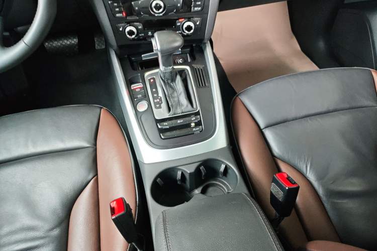 Used Audi Q5 2017 Plus 40 TFSI Technology Model
