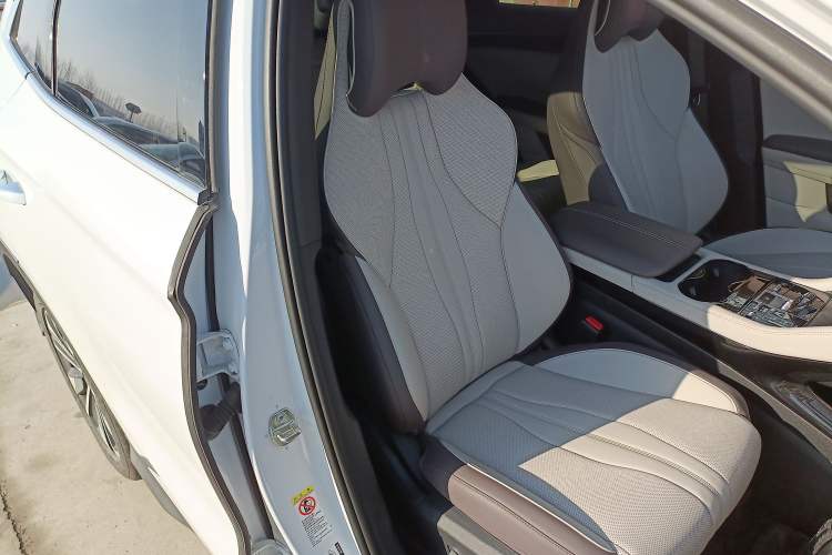 Used BYD Song PLUS New Energy 2025 DM-i Intelligent Driving 160KM Flagship Model