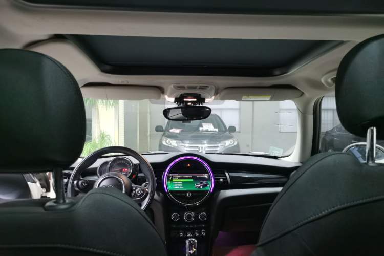 Used  MINI 2018 1.5T COOPER Classic Edition