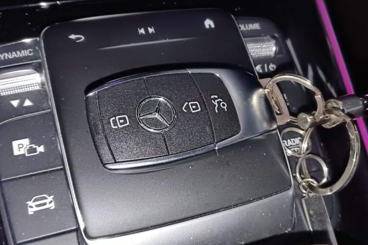 Used Mercedes-Benz GLB 2023 GLB 220 Fashion Model