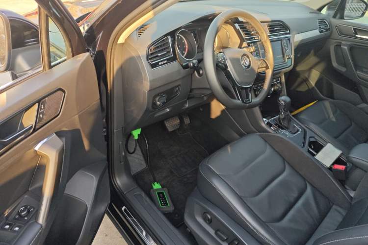 Used Volkswagen Tiguan L 2017 330TSI Automatic Two-Wheel Drive Luxury Edition