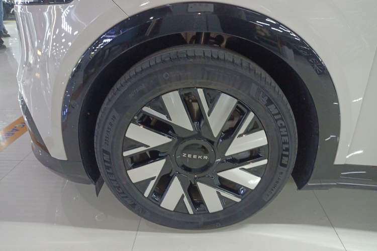 Used Zeekr MIX 2025 Long-Range Intelligent Driving Edition
