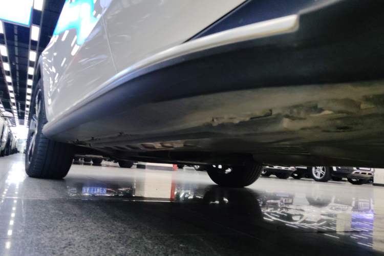 Used Mercedes-Benz GLC 2018 Facelift GLC 260 4MATIC Luxury Edition
