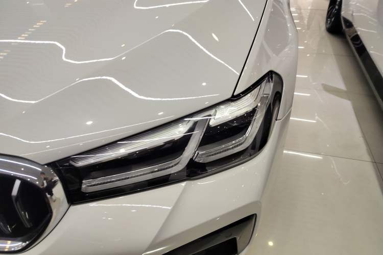 Used BMW 5 Series 2021 525i M Sport Package
