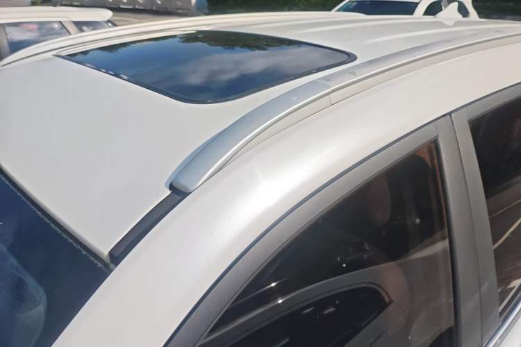 Used Changan CS75 2017 Shangkui Edition 1.5T Manual Fengxiang Model
