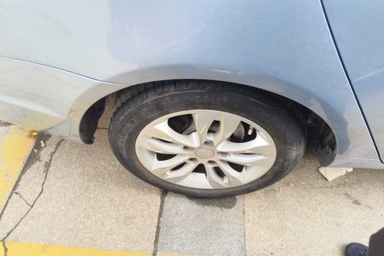 Used Geely Auto Emgrand 2015 Sedan 1.5L Manual - Top Trim Level