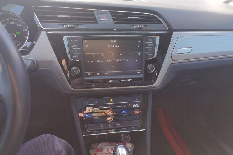 Used Volkswagen Touran 2021 Tiguan L 280TSI DSG Boundary Edition 6-Seater
