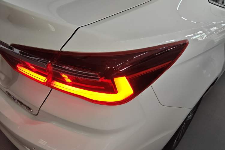 Used Ford Escort 2021 1.5L Automatic Diamond Edition
