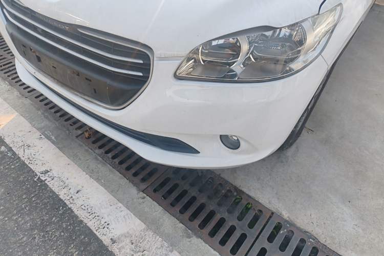 Used Peugeot 301 2016 1.6L Manual Comfort Edition