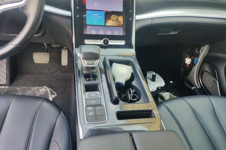 Used Roewe RX5 MAX 2019 300TGI Automatic Smart Cabin Luxury Edition
