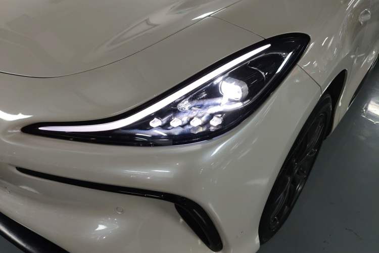 Used  LS6 2023 Max Standard Edition
