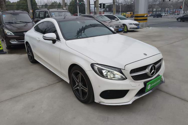 Used Mercedes-Benz C-Class (Import) 2017 Facelift C 200 Coupe