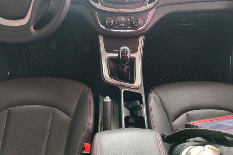 Used Baojun 560 2016 1.5T Manual Luxury Version