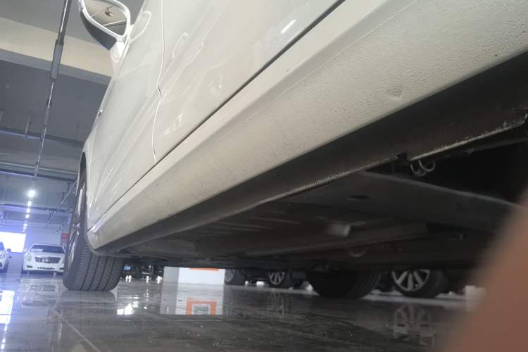 Used Citroen C4L 2014 1.8L Intelligent Drive Automatic Enjoyment Model
