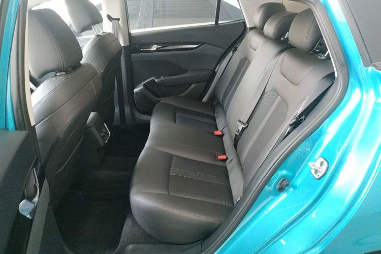 Used Dongfeng Aeolus Yixuan 2020 230T Automatic Advanced Edition
