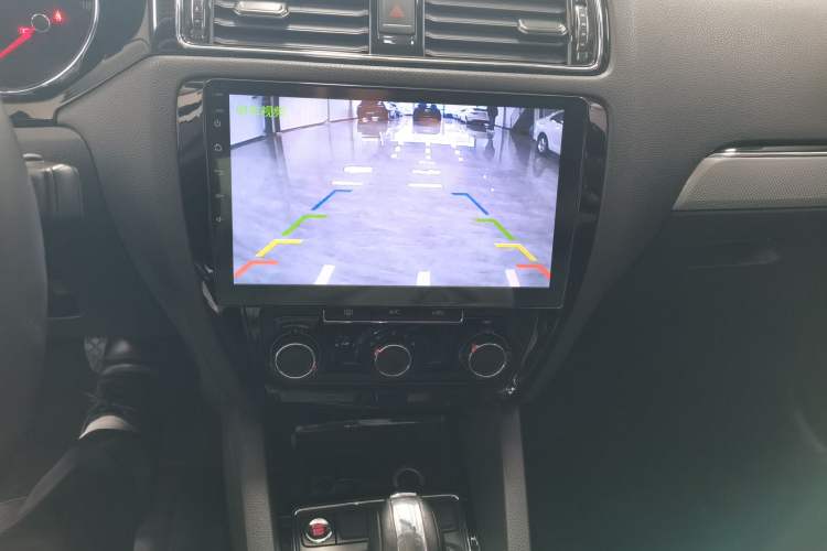 Used Volkswagen Sagitar 2017 1.6L Automatic Comfort Model
