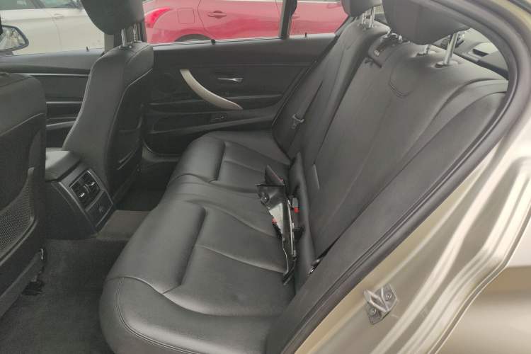 Used BMW 3 Series 2016 320Li Fashion Model
