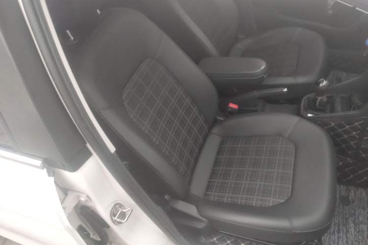 Used Volkswagen Jetta 2017 1.4L Manual Comfort Model