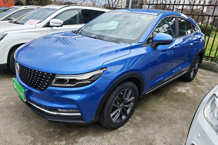 Used Dongfeng Fengon ix5 2019 220T CVT ZhiShang Trim China V Standard