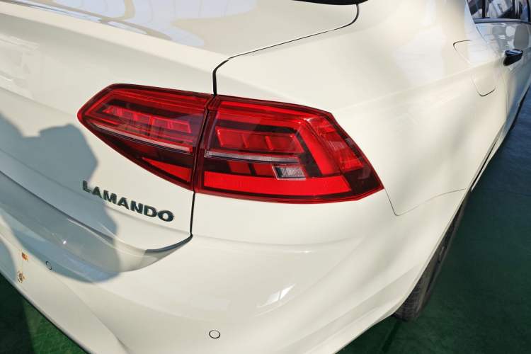 Used Volkswagen Lamando 2021 230TSI DSG Fashion Edition