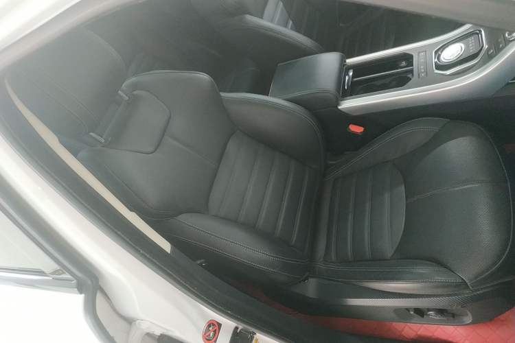 Used Land Rover Range Rover Evoque 2016 2.0T HSE DYNAMIC All-Wheel Drive Edition