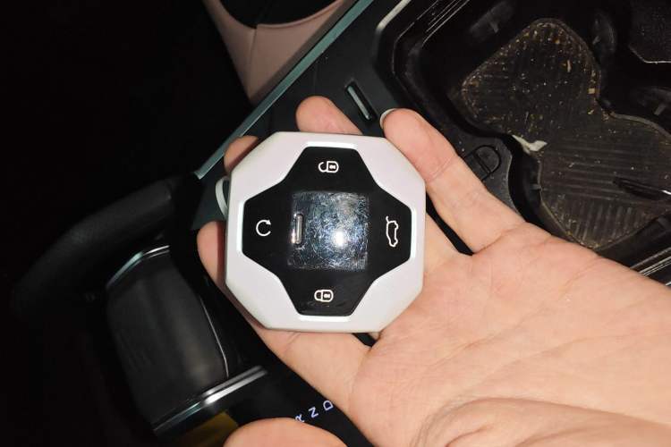 Used JETOUR Traveler 2023 2.0T All-Wheel Drive CrossPRO+
