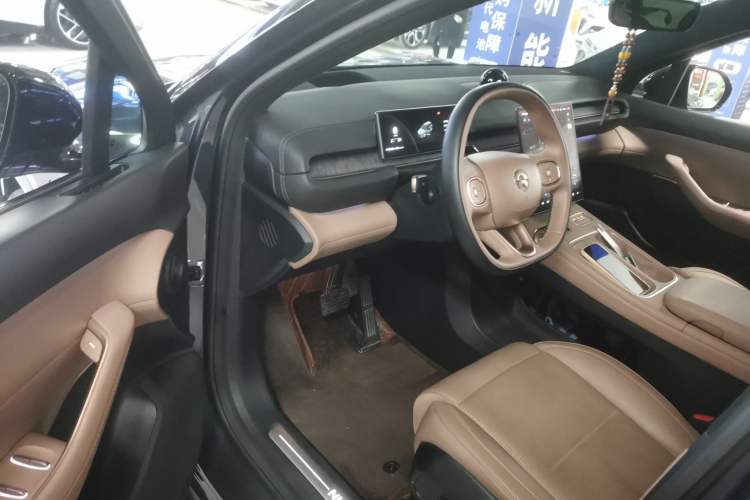 Used Nio ES6 2023 75 kWh
