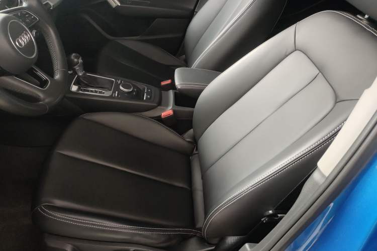 Used Audi Q2L 2020 35 TFSI Ambition Dynamic Edition